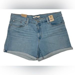 LEVI’S Light Wash Blue Mid-Rise Mid-Length Hypersoft Jean Shorts, 18